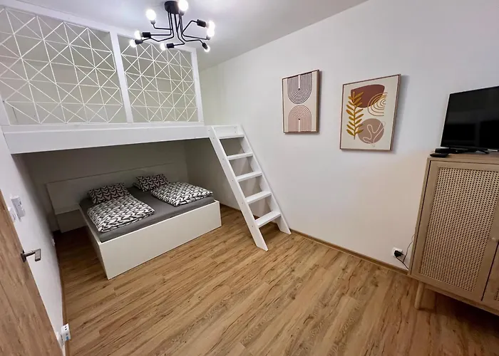 Susilova 14 Apartments II
